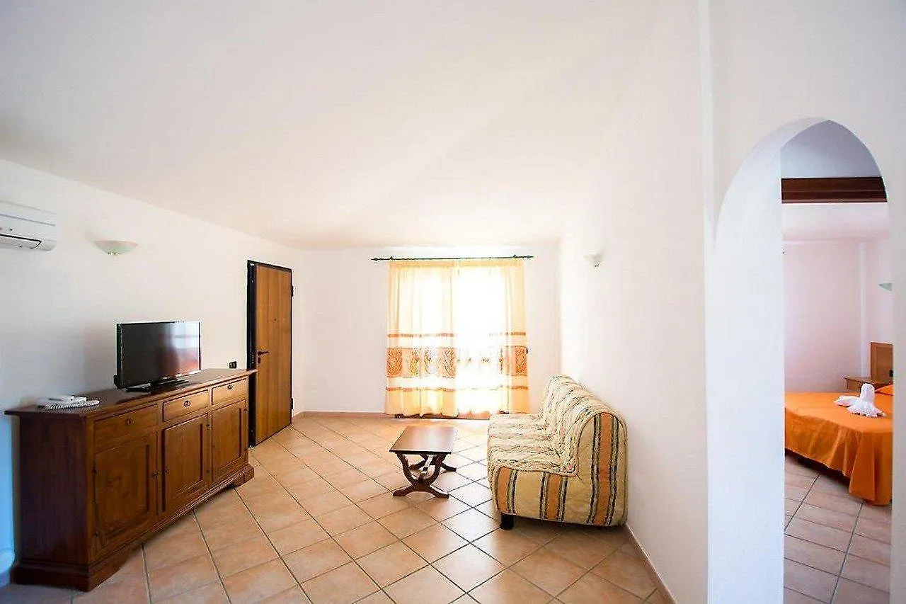 Residence Cala Viola Cala Liberotto Aparthotel