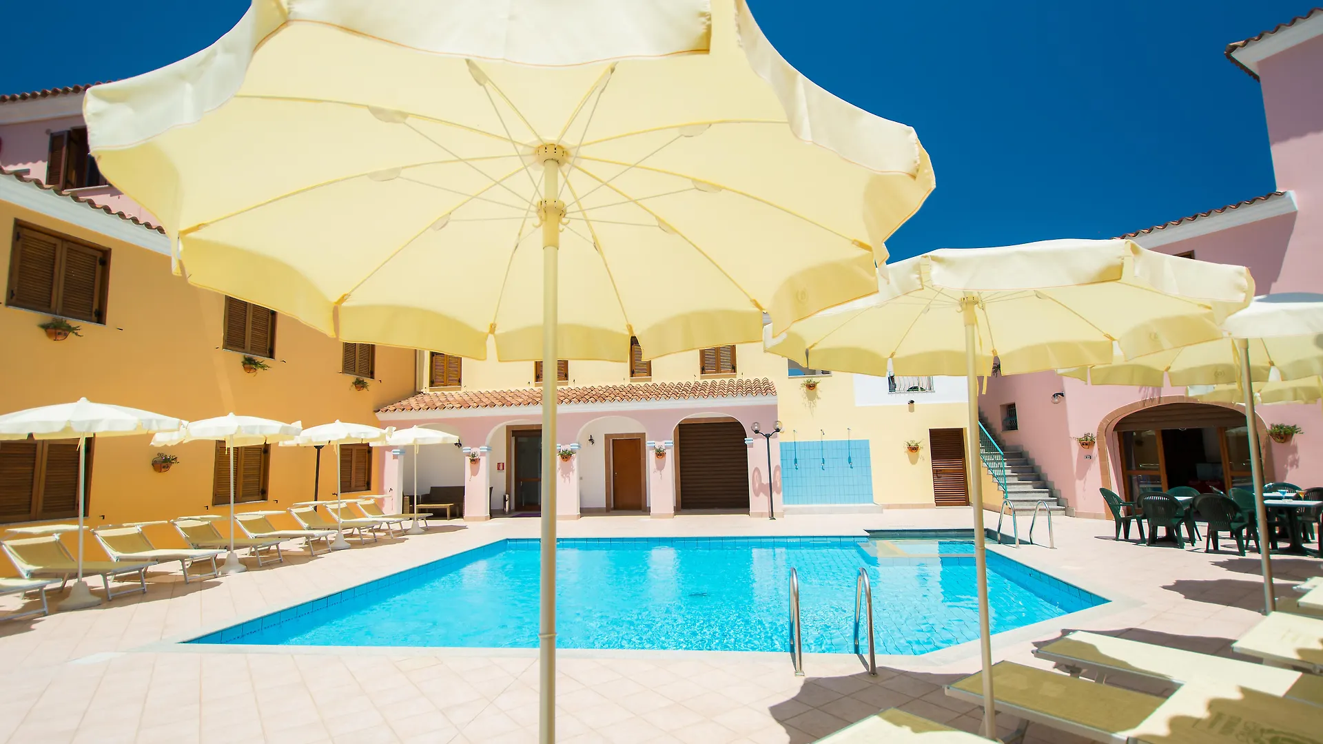 Residence Cala Viola Cala Liberotto Italien
