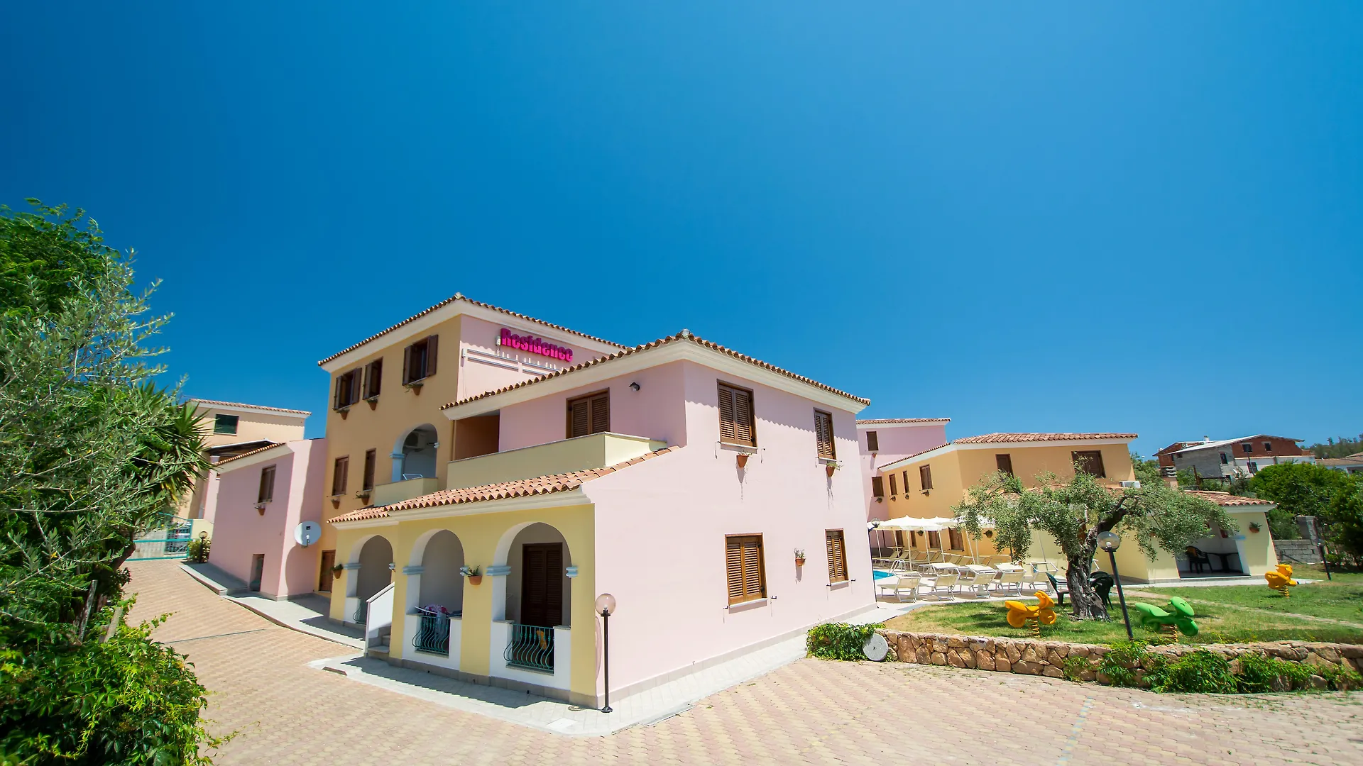 Residence Cala Viola Cala Liberotto 3*,  Italien
